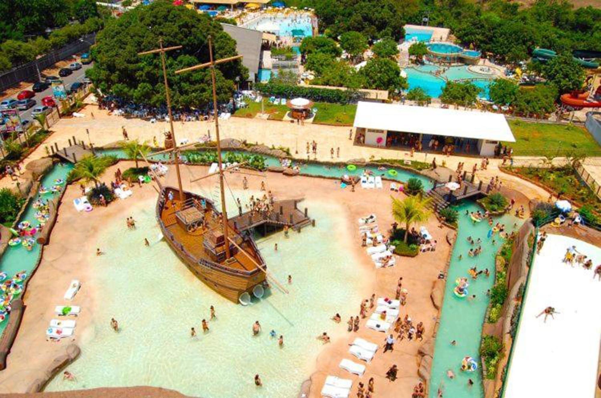 Lacqua Diroma Oficial - Diroma Acqua Park Incluido - Com Roupa De Cama E Banho Caldas Novas Εξωτερικό φωτογραφία